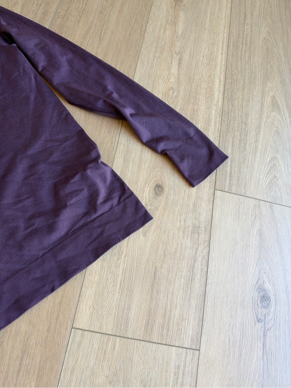 lululemon Swiftly Relaxed fix hip length - Picture 3 of 10